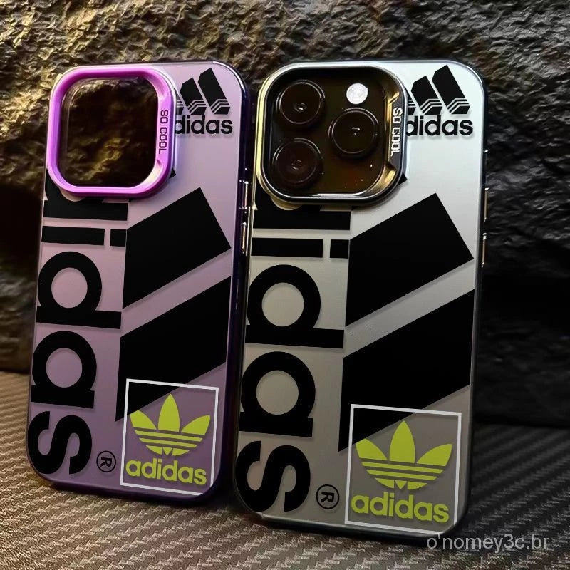 Case StreetStyle Adidas