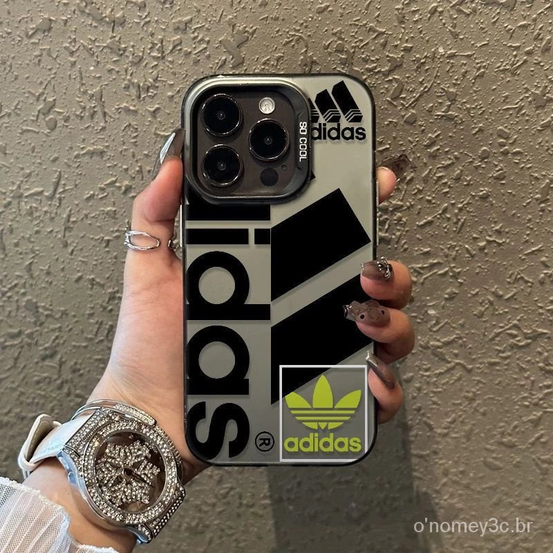 Case StreetStyle Adidas